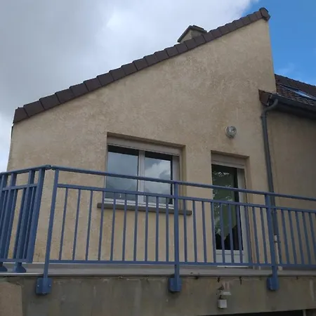 Charmant Logement Calme De 35 M2, Parking Gratuit Folligny Exterior photo